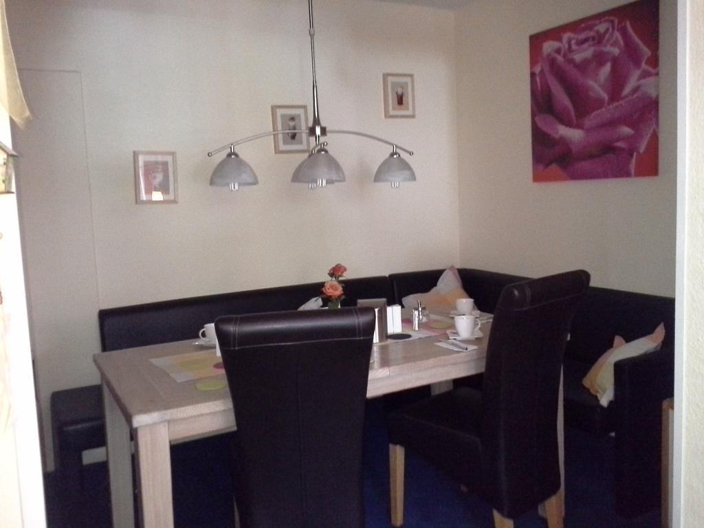Hotel Haus Mariandl à Düsseldorf Extérieur photo